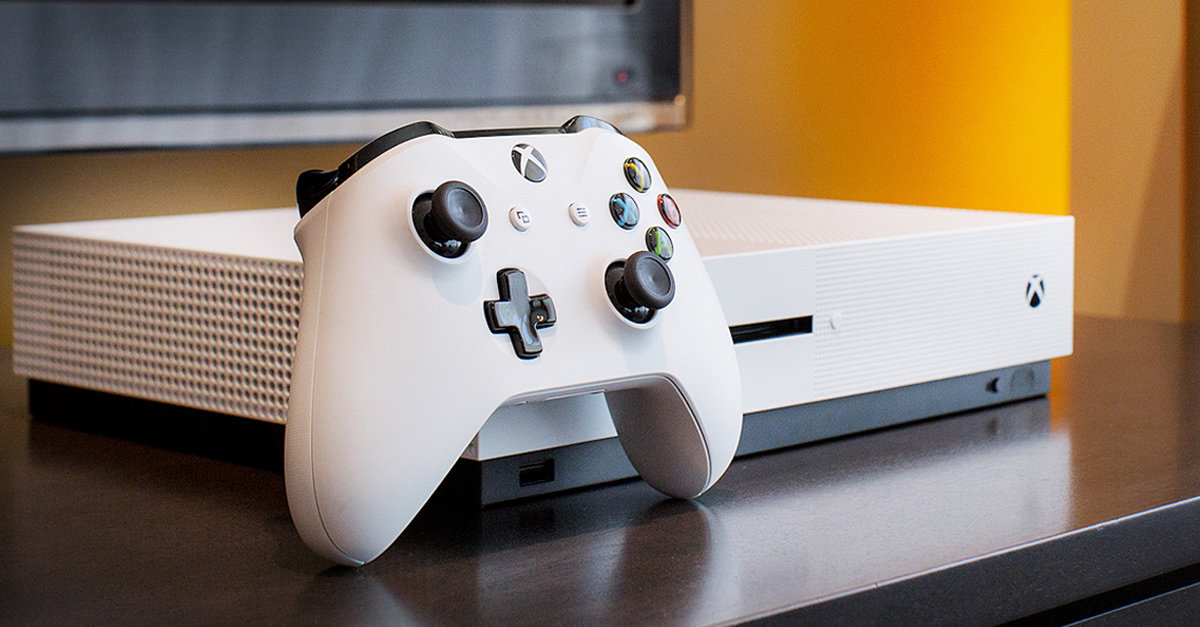 Microsoft lanza el nuevo Xbox One S, más delgado y barato